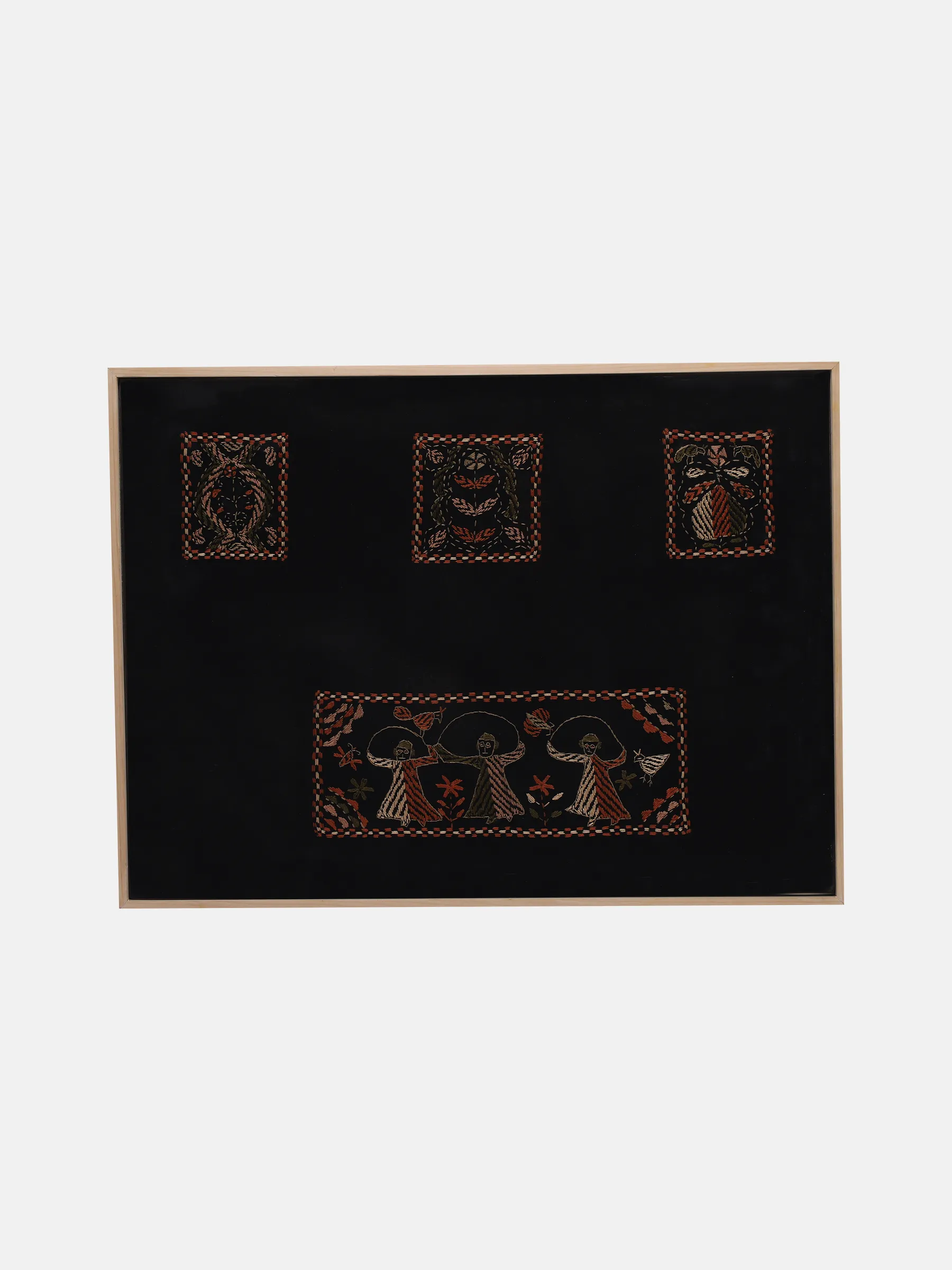 3 Doll Nakshi Kantha Cotton Wall Hanging Frame