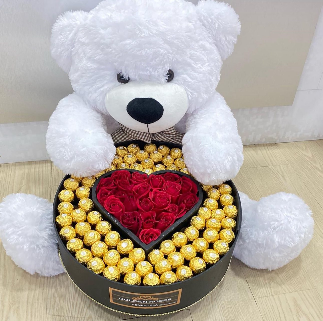 Valentine Premium Combo 21