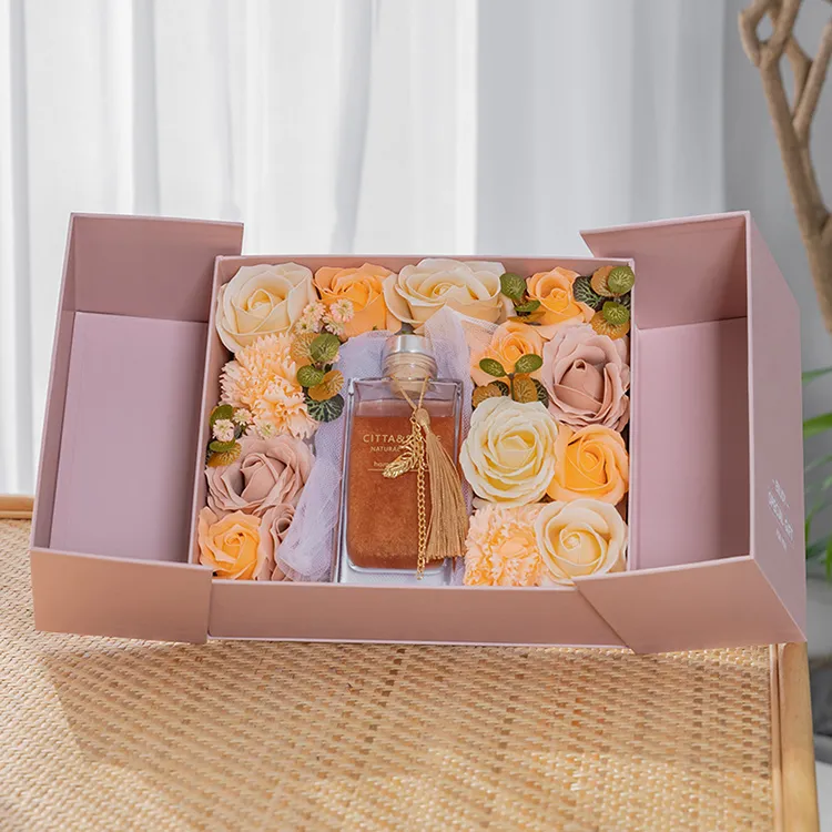 Soap Flower Giftbox With Aromatherapy