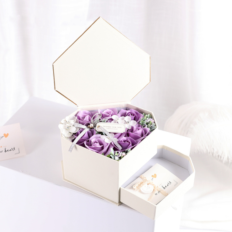 Heart-shaped Valentine's Day Rose Gift Box