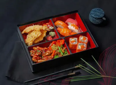 Sushi & Teriyaki Bento