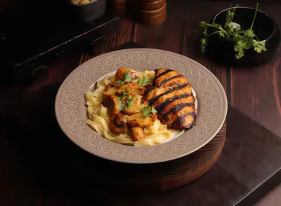 Alfredo Grilled Chicken Pasta