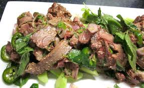 Grilled beef salad