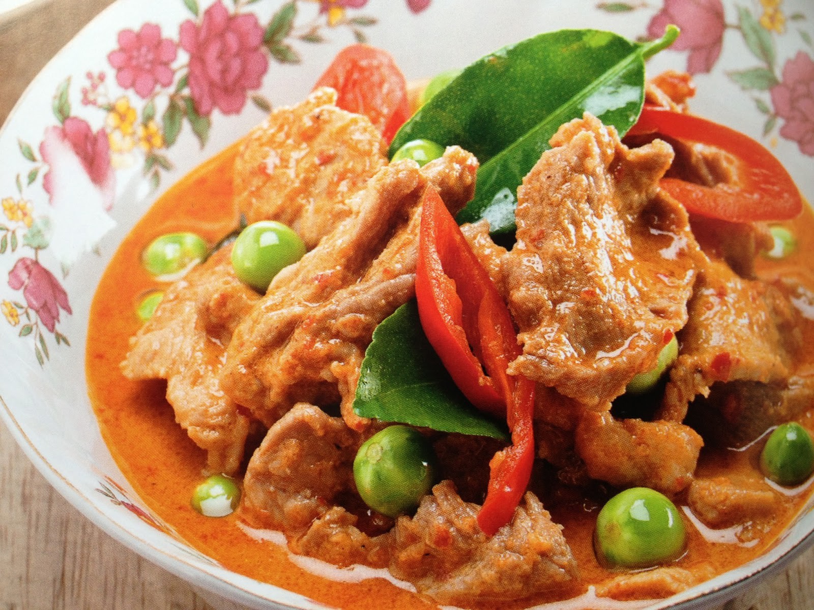 Thai Beef With Basil Leaves