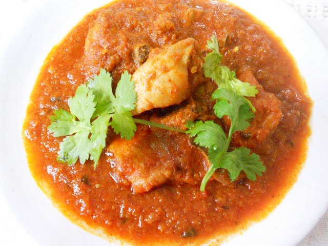 Chicken Reshmi Butter Masala (Boneless)
