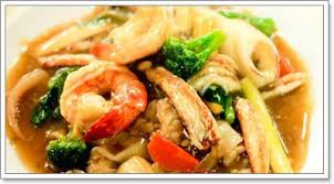 Thai Vegetable With Chicken And Prawn