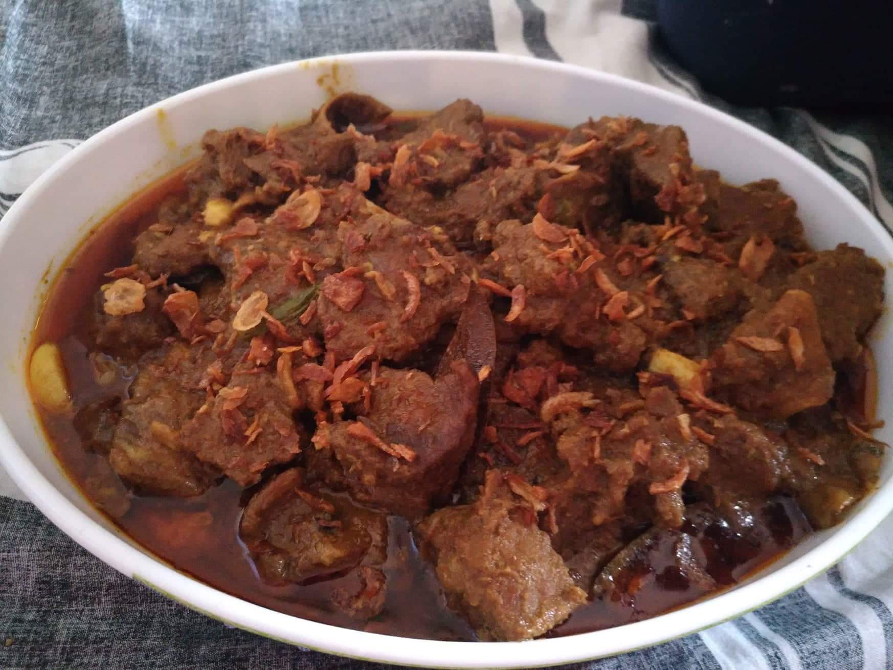 Beef Rezala Full
