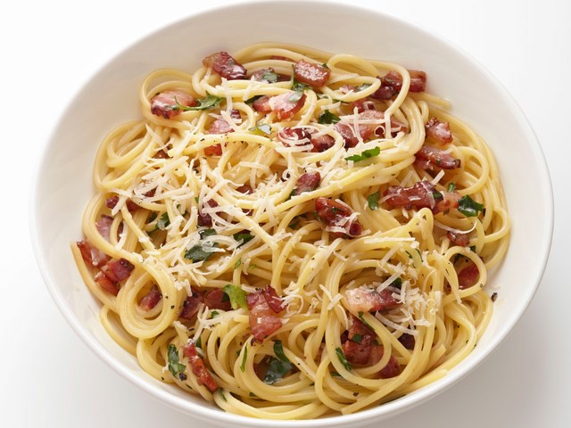 Spaghetti Carbonara Large