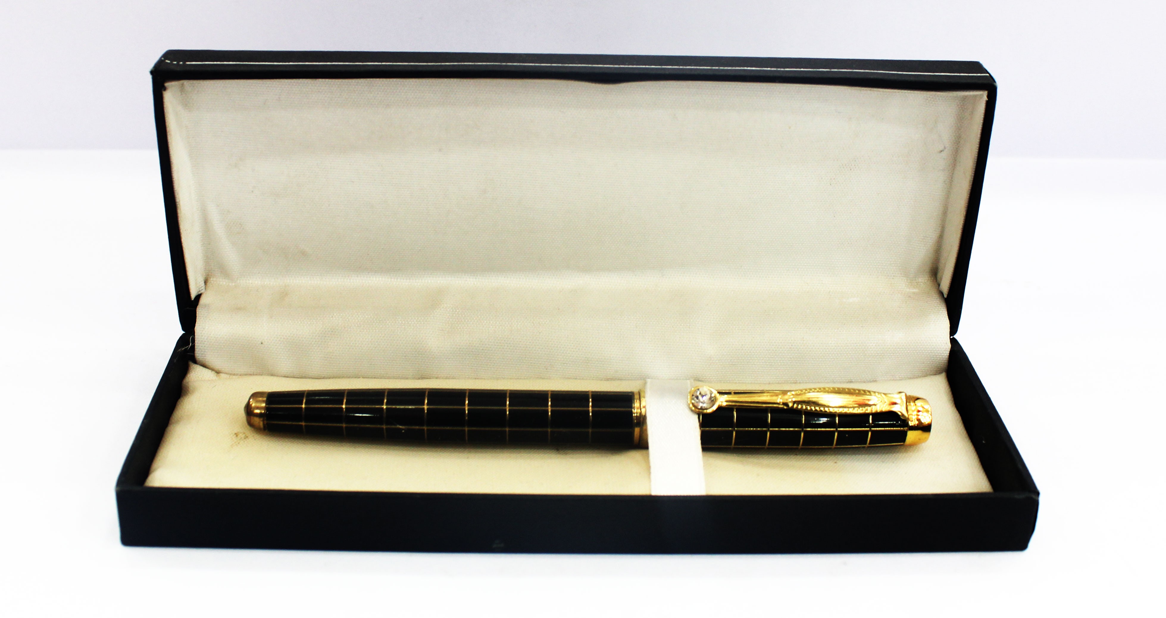 Single Pen 004