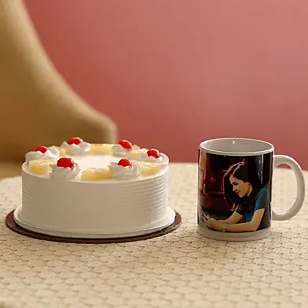 Fresh Cake with Personalized Mug Combo