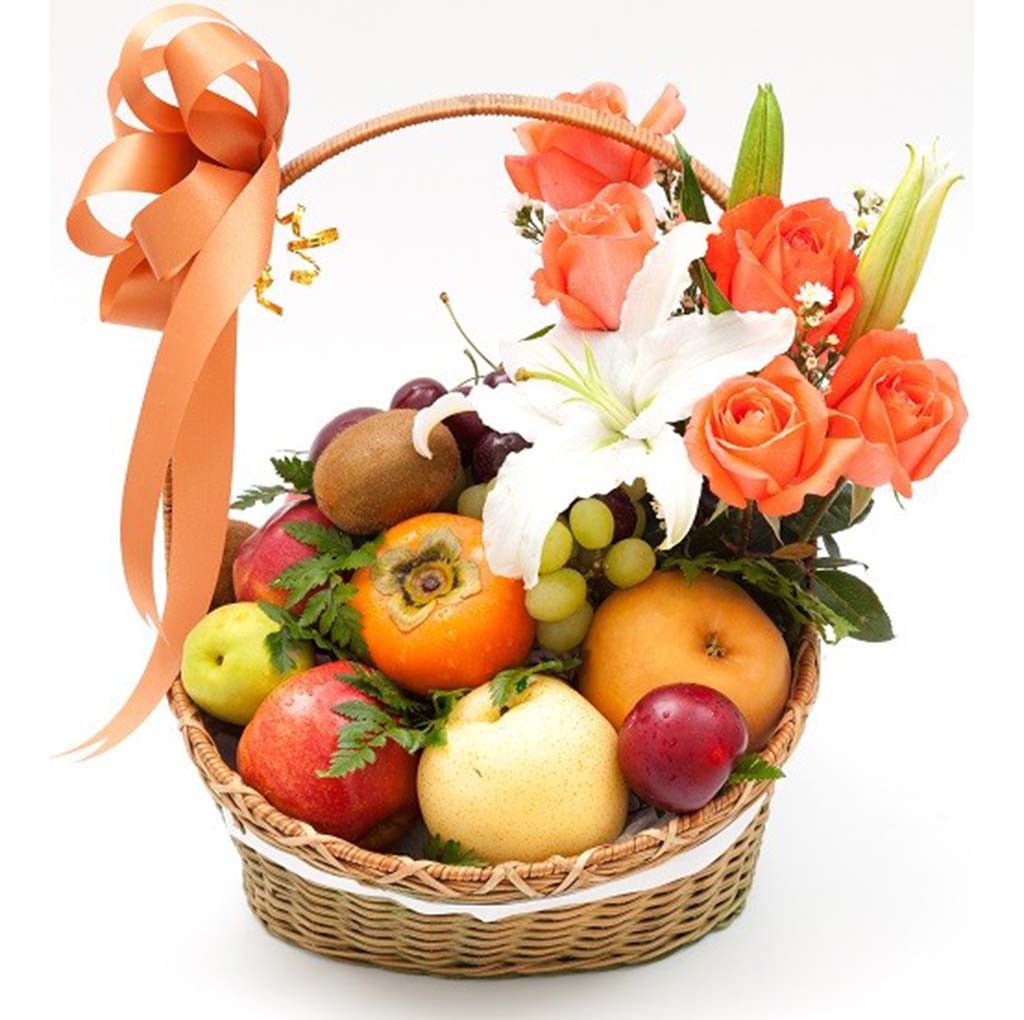 Mixed Fruits Basket With Flower Bouquet