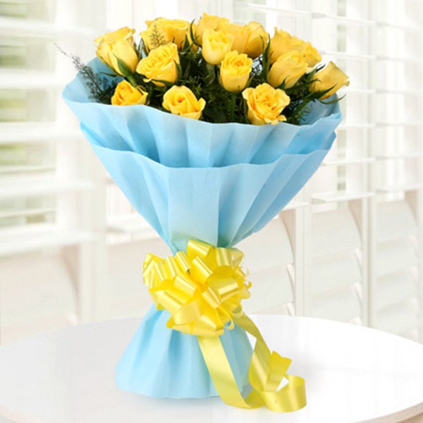 Enticing 20 Yellow Roses