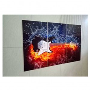Wall Photo