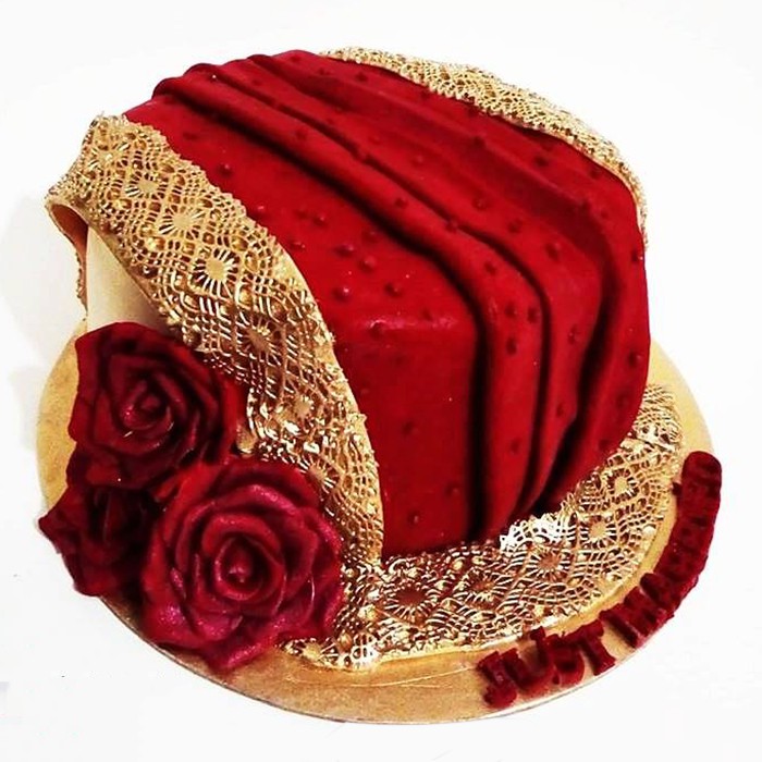 Round Shaped Cake
