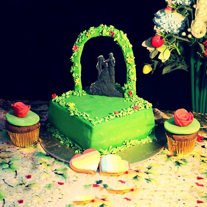 Square Shaped Cake