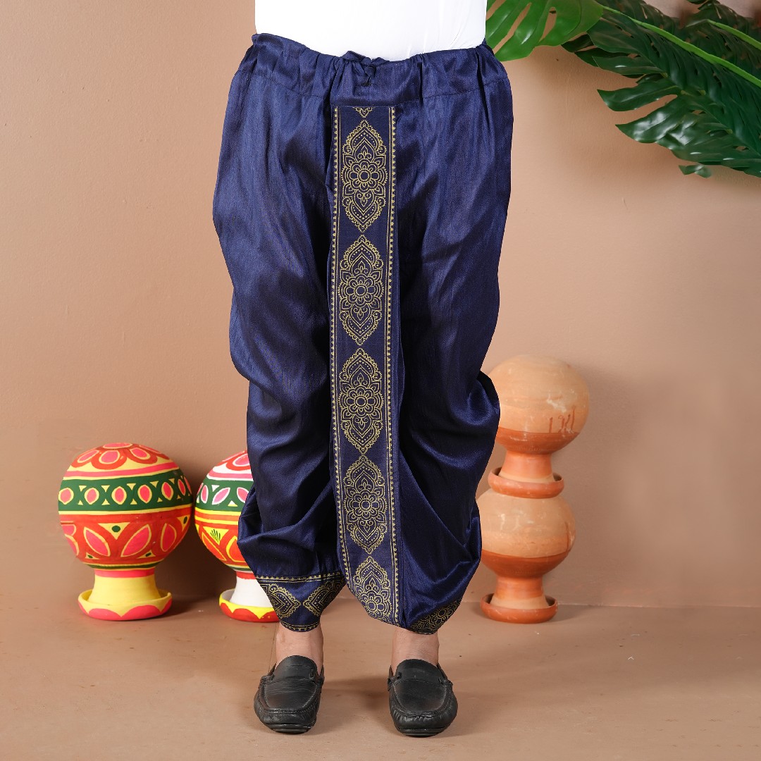 Neel Shonarika Dhuti