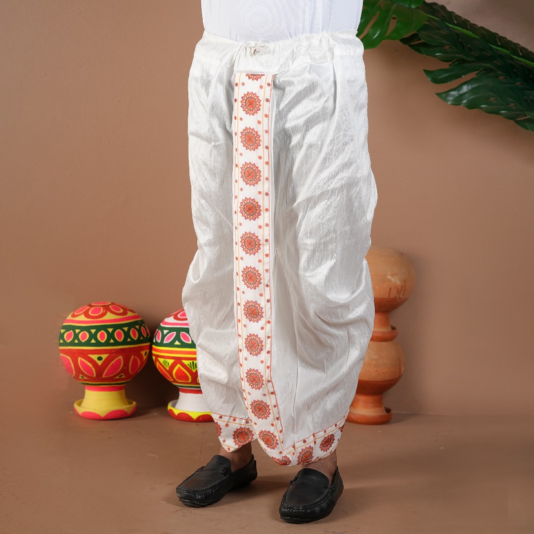Shubhra Utsav Dhuti