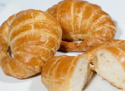 Plain Croissant