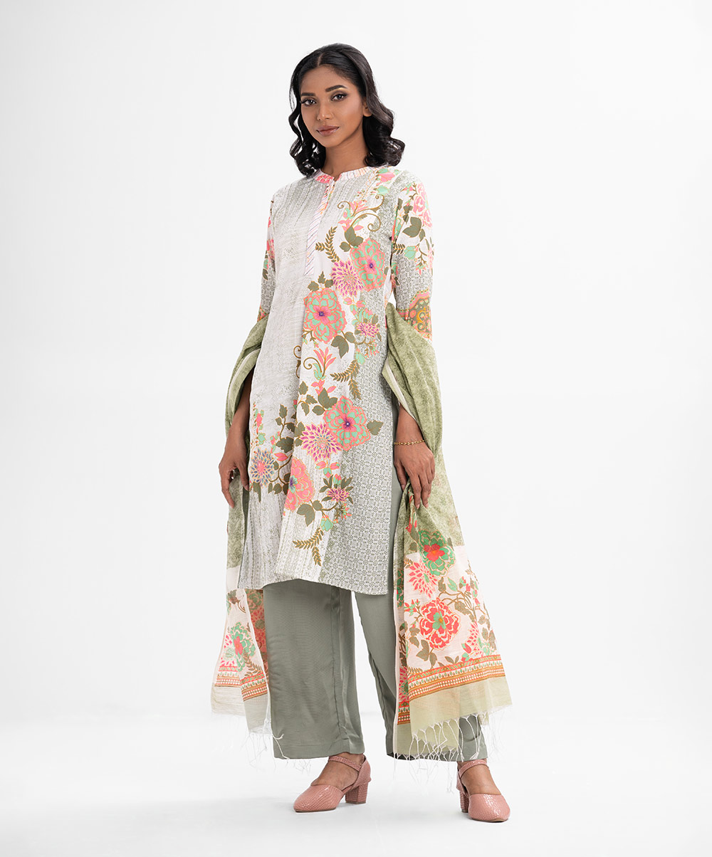 Off-white Joom Straight Salwar Kameez