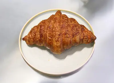 Cheese me up - Cheese Croissant