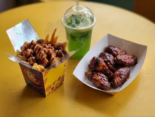 Combo Meal 1 - BBQ Chicken Meatbox, BBQ Wings and Mint lemonade 350ml
