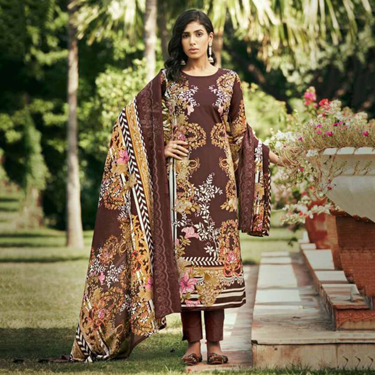 Pure Crepe Designer Salwar Kameez