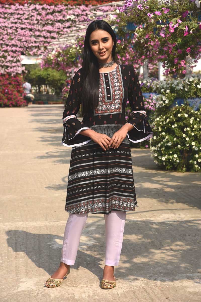 Black Linen Printed & Embroidered Kurti with Pant