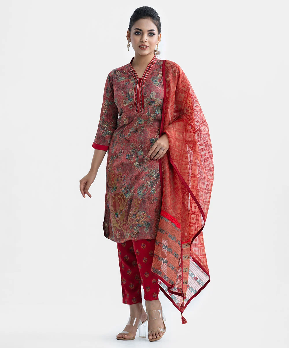 Black Crepe Straight Salwar Kameez