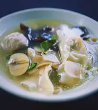 Chicken Wonton Soup Mushroom, Chicken Ball And Wonton In Lemongrass Soup