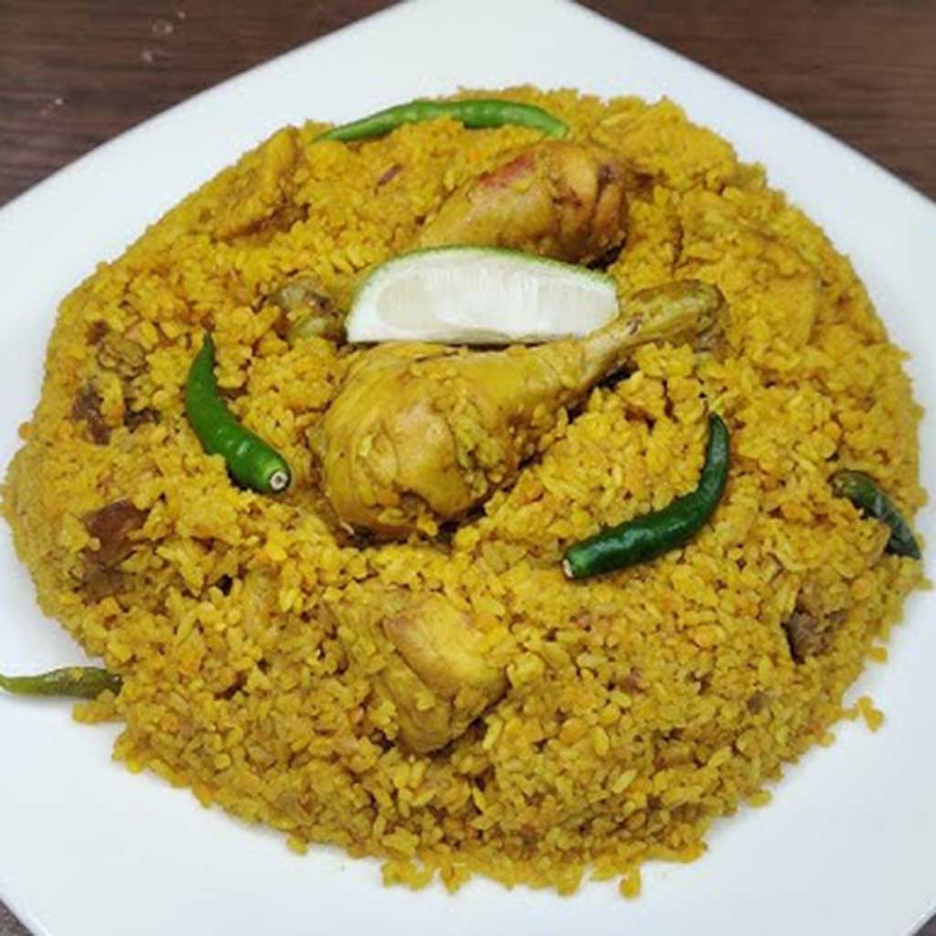 Chicken Bhuna Khichuri Half