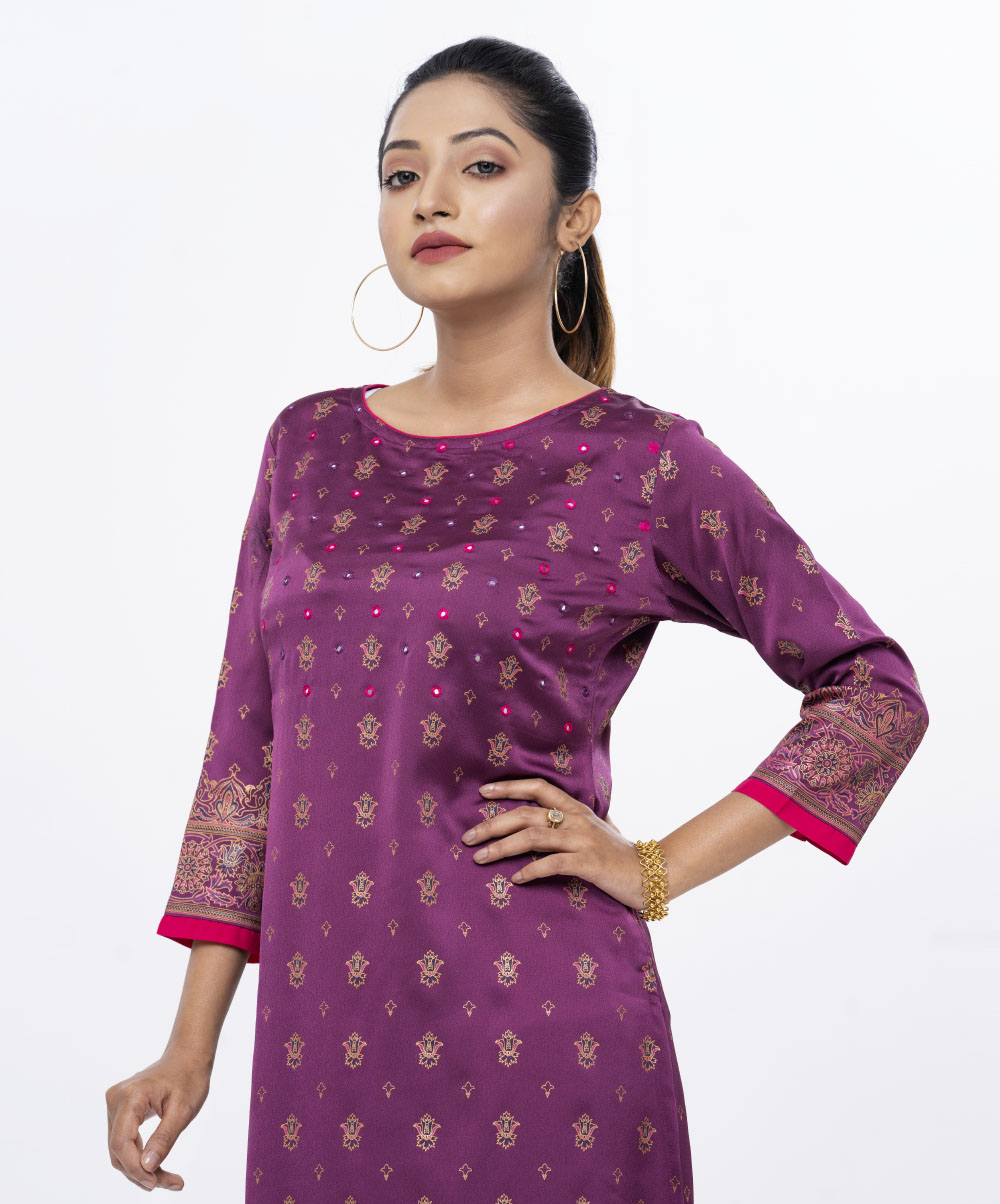 Purple Crepe straight-cut Kameez