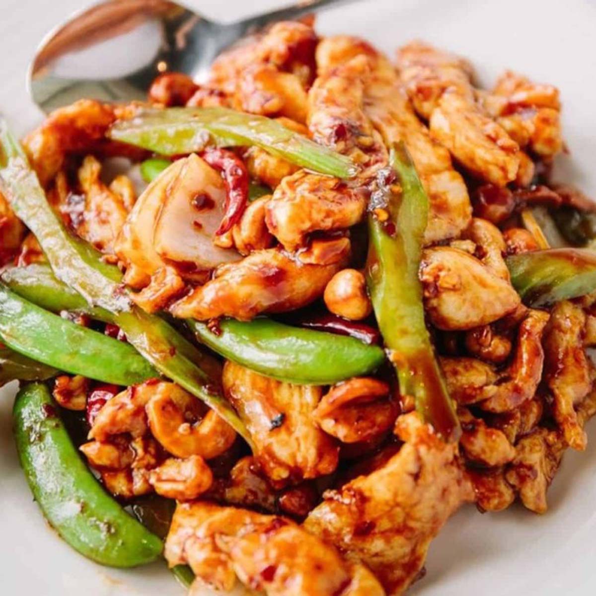 SZE-CHUAN CHICKEN WITH CASHEW NUT / PEKING CHICKEN