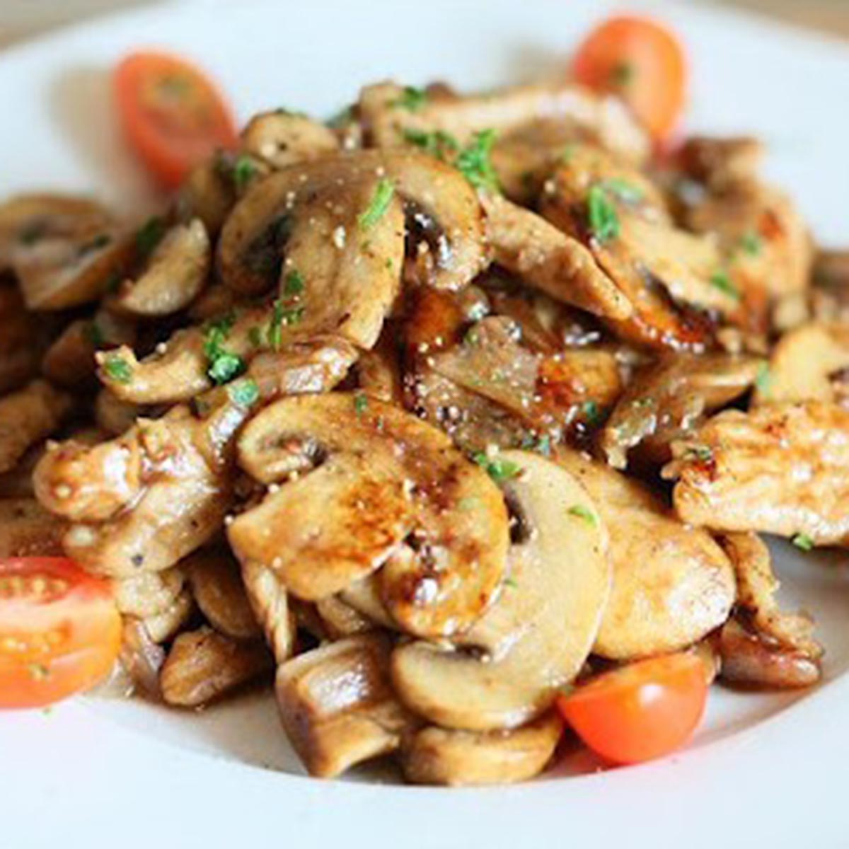 SHREDDED CHICKEN WITH MUSHROOM
