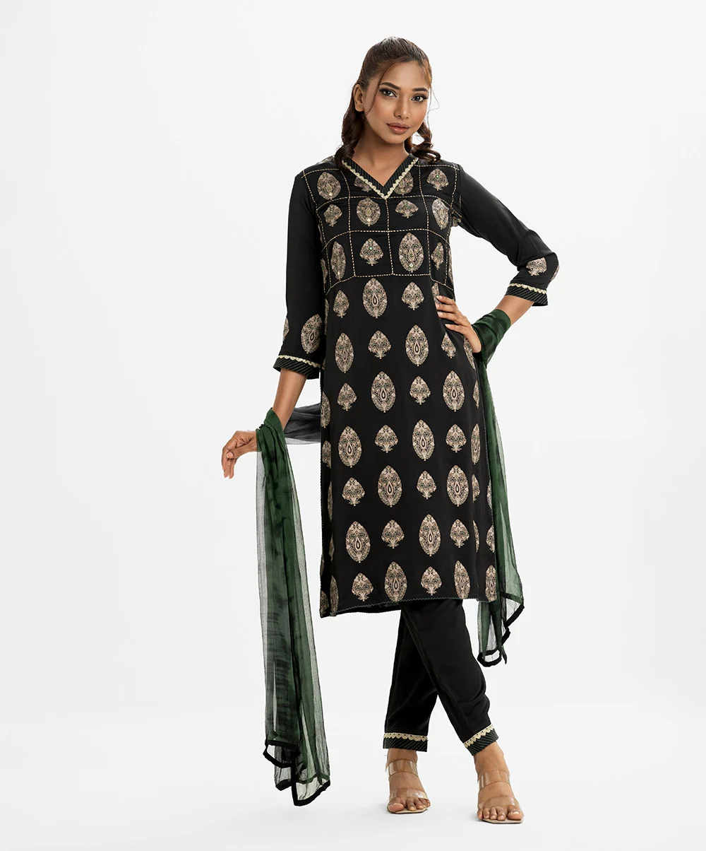 Black Crepe Straight Salwar Kameez