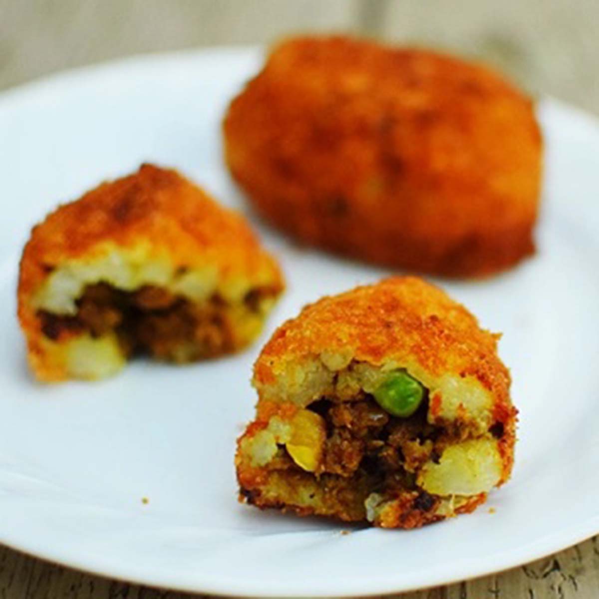 Beef Keema Chop (2 Pieces)