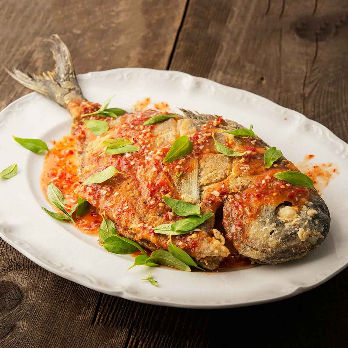 THAI SPICY POMFRET