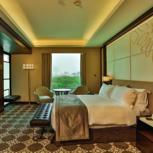 Junior King Suite