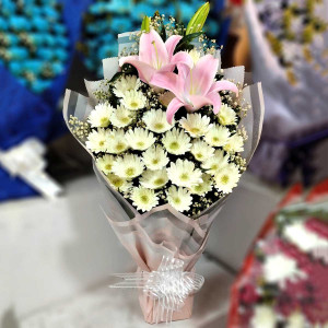 gerbera-with-lily-mixed-flower
