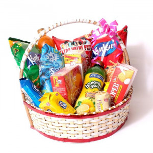 sweet-salty-treat-gift-basket