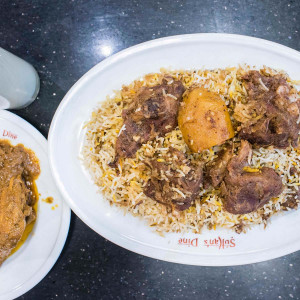 basmati-kacchi-with-chicken-roast-borhani