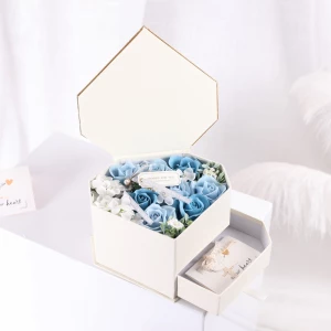Heart-shaped Valentine's Day Rose Gift Box