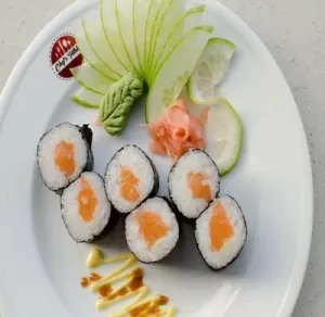 Salmon Maki