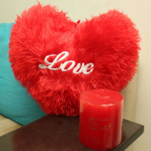 heart-shape-love-cushion-with-red-candle