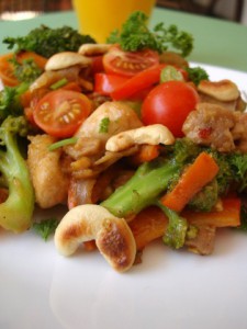 Chicken with cashew nut