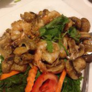 Thai Shrimps With Mushroom And Ginger