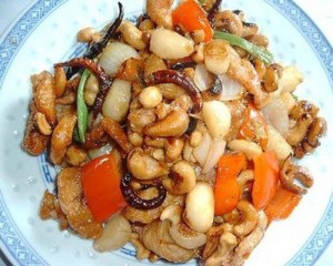 kai-pad-med-mamuang-1