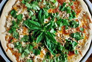 thai-chicken-pizza03