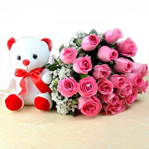 Small Teddy With Rose Bouquet