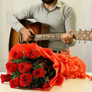 Musical Delight with Red Rose Bouquet