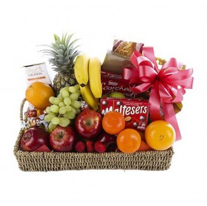 Mixed Fruits Basket With Chocolate